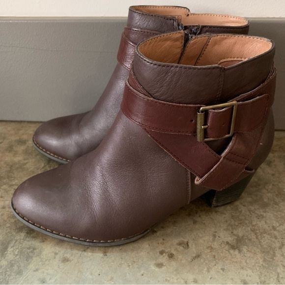 Vionic Trinity Brown Leather Booties Size 6.5 - Picture 9 of 12